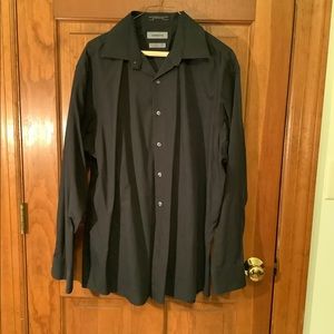 Beautiful Clairborne Black Long-sleeve Dress Shirt Like New